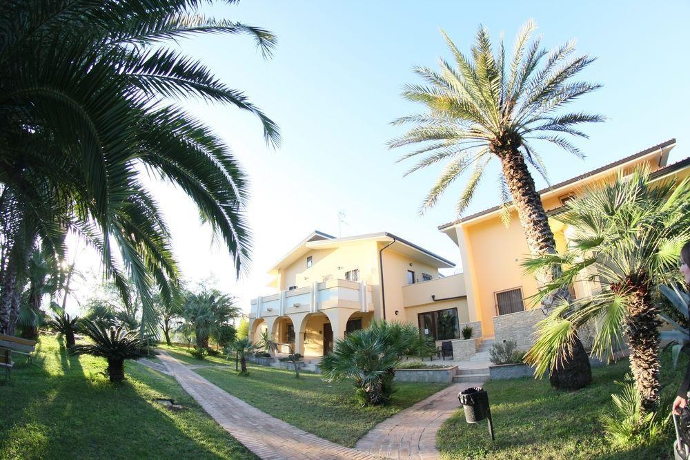 San Michele Apartments&Rooms Catanzaro Eksteriør bilde